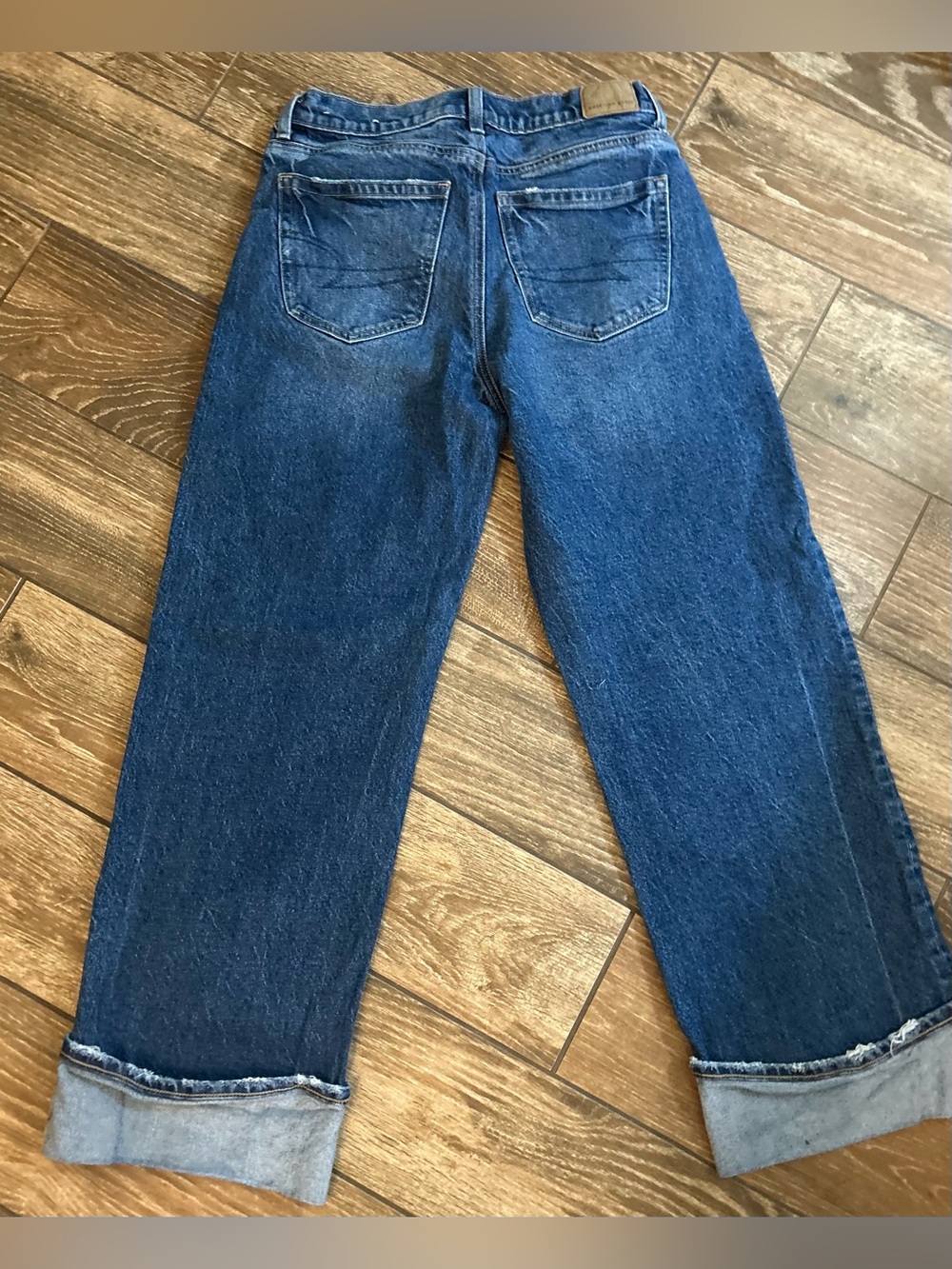American Eagle Outfitters Women’s Dark Blue Relaxed Stovepipe Jeans - Picture 2 of 2